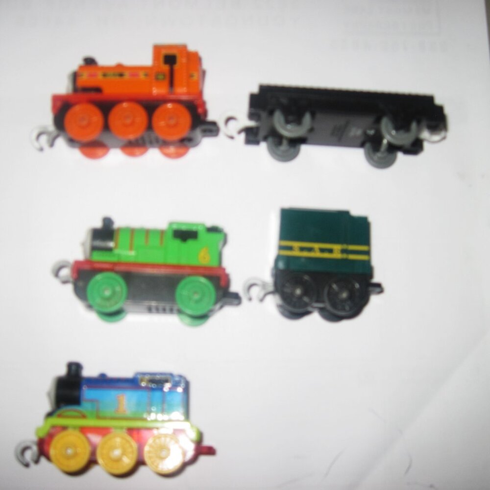 THOMAS THE TRAIN-Yrs. 09/13/19-Lot Of 31 Pcs.Assd.Sizes-14 Mini-13Lg.-4 Med.Size - Picture 8 of 12